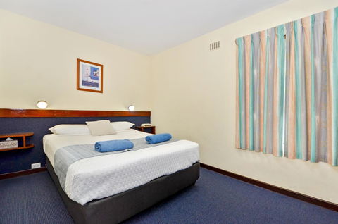 Dolphin Lodge Albany - Self Contained Apartments At Middleton Beach - Tourism Brisbane 6