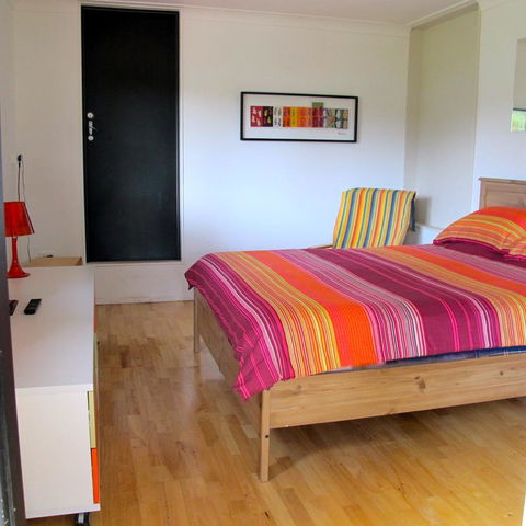 Pendeli Beach House - Brisbane 4u 4