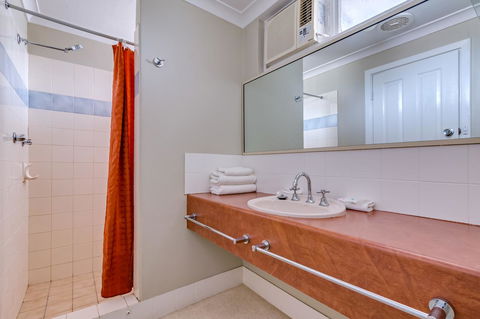 Ibis Styles Albany - Tourism Brisbane 23