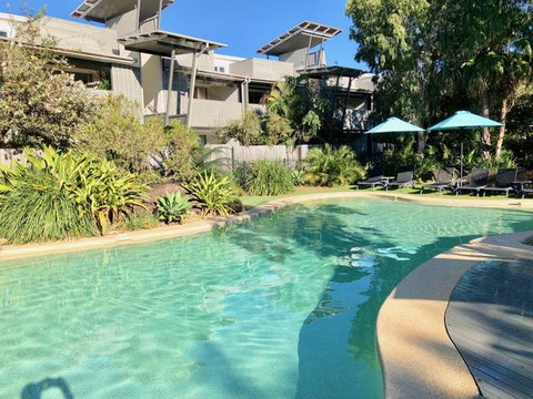 East On Byron - Tourism Brisbane 0