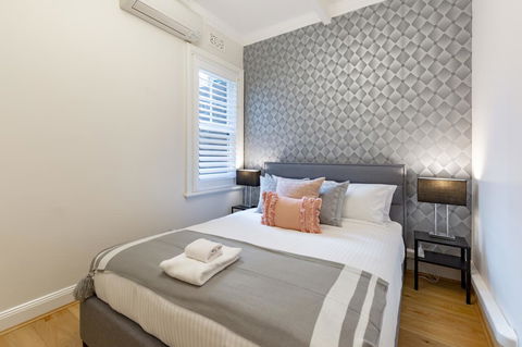 Heritage Townhouse Near Harbour Bridge - Brisbane Tourism 19