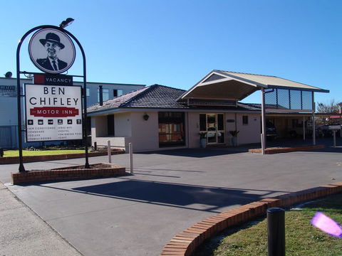 Ben Chifley Motor Inn - Tourism Brisbane 0