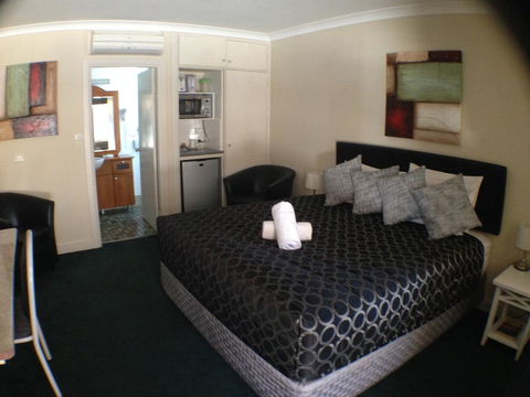Ben Chifley Motor Inn - Tourism Brisbane 22