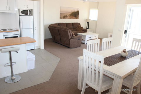 Mollymook Cove Apartments - Brisbane 4u 29