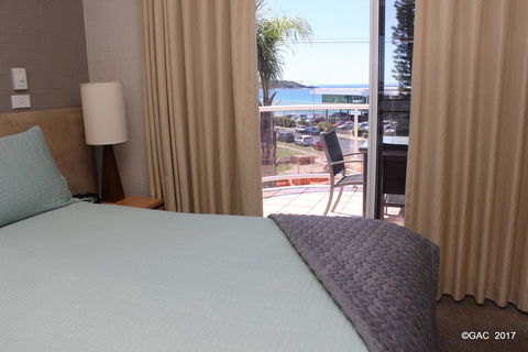 Mollymook Cove Apartments - Brisbane 4u 6