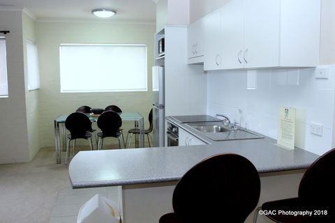 Mollymook Cove Apartments - Brisbane 4u 24