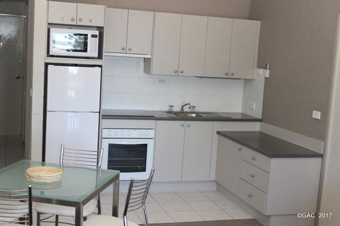 Mollymook Cove Apartments - Brisbane 4u 23
