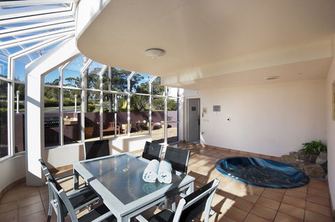 Mollymook Cove Apartments - Brisbane 4u 35