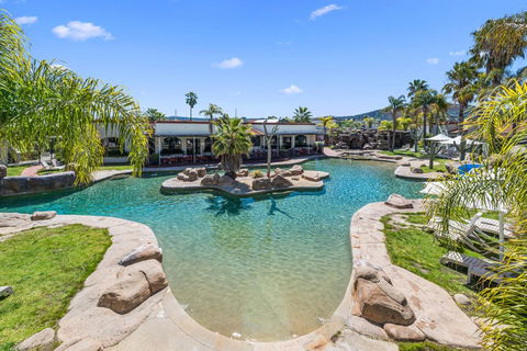 Quality Resort Siesta - Tourism Brisbane 0