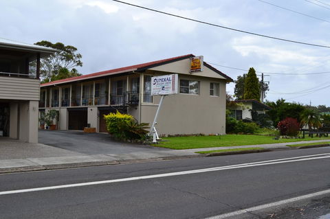 Sundial Holiday Units - Tourism Brisbane 1