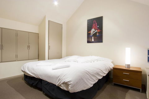 Lantern 1 Bedroom Balcony With Panoramic View - Tourism Brisbane 40