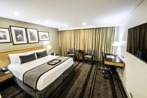 Rydges World Square - Brisbane Tourism 10