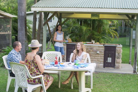 The Palms At Avoca - Tourism Brisbane 25