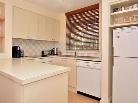 Villa 2br Prosecco Villa Located Within Cypress Lakes Resort - Tourism Brisbane 8