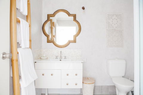 The Lord Byron - Tourism Brisbane 10