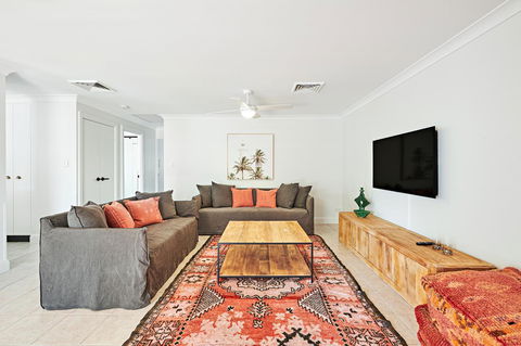 The Lord Byron - Tourism Brisbane 28