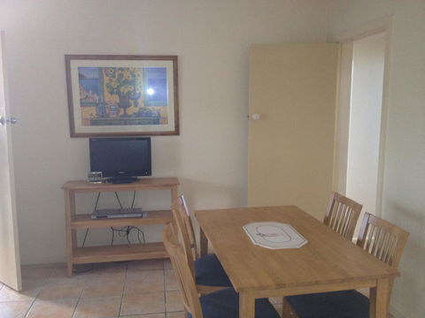 Oxley Cove Holiday Apartment - Tourism Brisbane 9