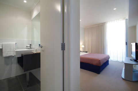 Macquarie Waters Boutique Apartment Hotel - Tourism Brisbane 22