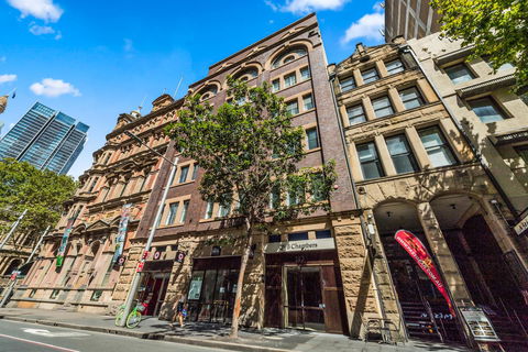 YEHS Hotel Sydney QVB - Tourism Brisbane 1