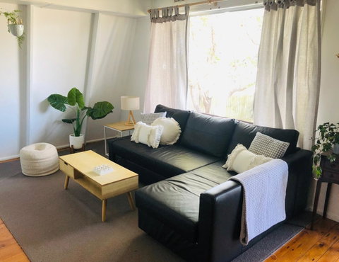 Little Blue Beach House - Brisbane Tourism 8