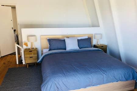 Little Blue Beach House - Brisbane Tourism 4