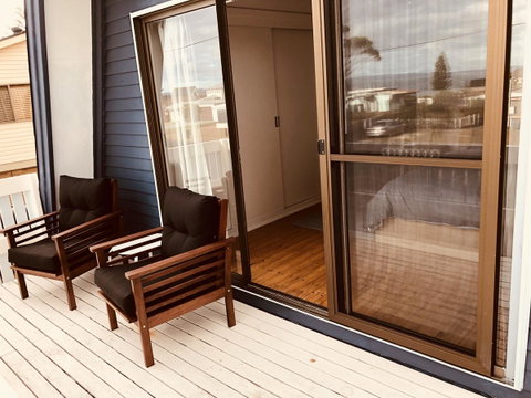 Little Blue Beach House - Brisbane Tourism 3