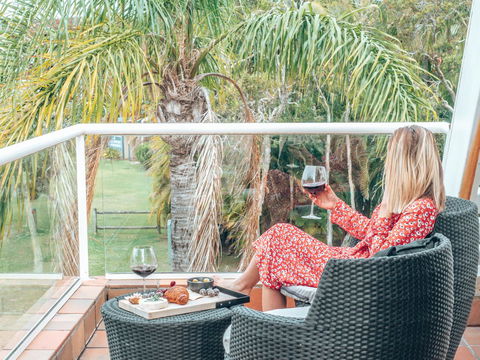 Waves Byron Bay - Tourism Brisbane 19