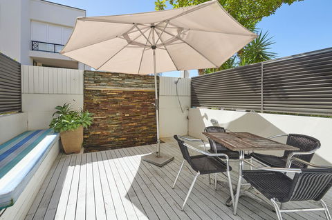 Waves Byron Bay - Tourism Brisbane 38