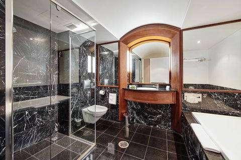 Waves Byron Bay - Tourism Brisbane 28