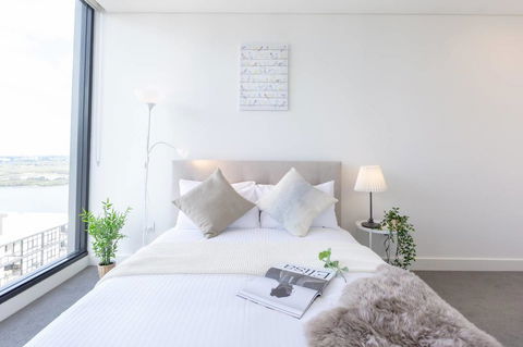 Japanese Style Waterfront Apt Wt Rooftop Pool - Brisbane Tourism 8