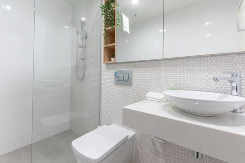 Japanese Style Waterfront Apt Wt Rooftop Pool - Brisbane Tourism 12