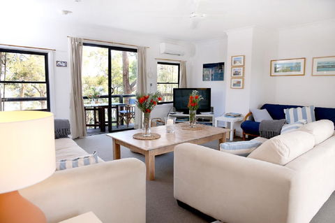 Refuge Cove On Pittwater - Tourism Brisbane 5