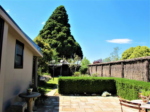 Apple Tree Cottage - Tourism Brisbane 21