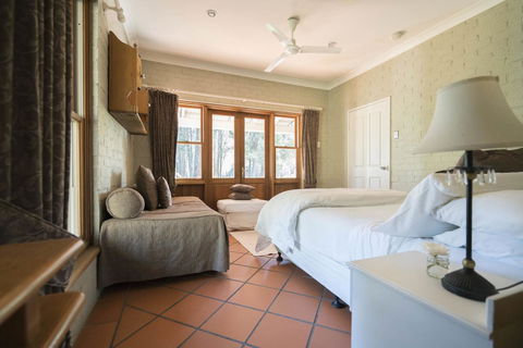Thistle Hill Guesthouse - Walk To Many Wineries And Restaurants - Tourism Brisbane 38