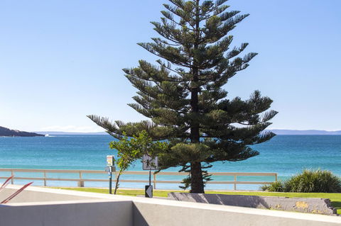 Beachfront 2 - Tourism Brisbane 19