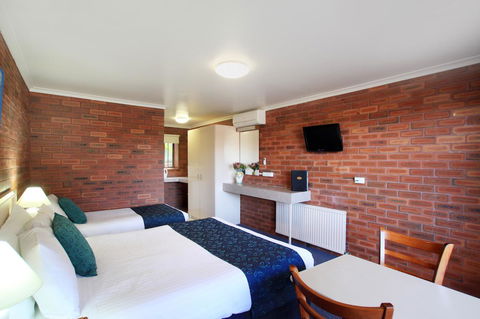 Pelican Motor Inn - Tourism Brisbane 43
