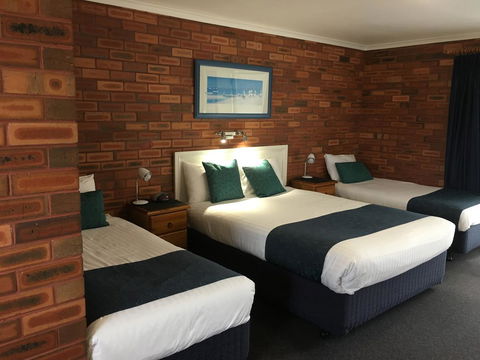 Pelican Motor Inn - Tourism Brisbane 14