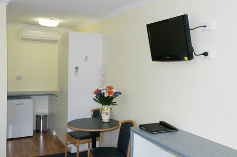Pelican Motor Inn - Tourism Brisbane 32