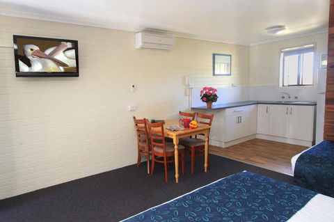 Pelican Motor Inn - Tourism Brisbane 37