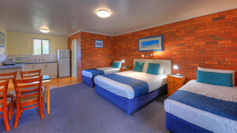 Pelican Motor Inn - Tourism Brisbane 4