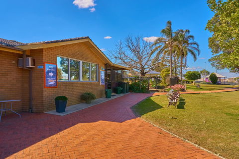 Hunter Oasis - Tourism Brisbane 35
