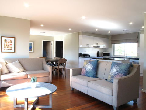 Hunter Oasis - Tourism Brisbane 4