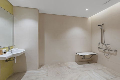 Rydges Australia Square, Formerly Tank Stream Hotel - Tourism Brisbane 28
