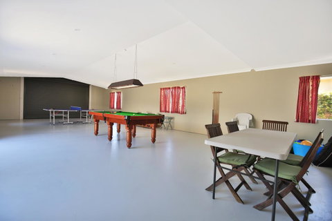 Neptune I Absolute Beachfront I Stunning Views - Brisbane Tourism 22