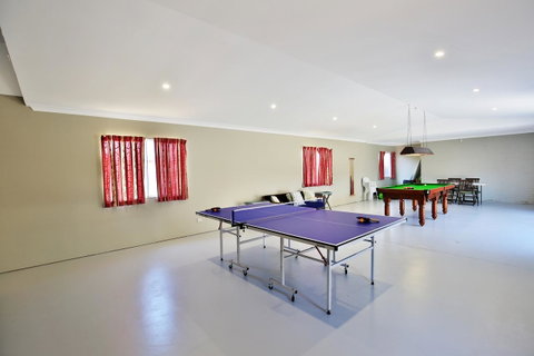 Neptune I Absolute Beachfront I Stunning Views - Brisbane Tourism 21