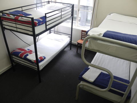 Maze Backpackers - Sydney - Tourism Brisbane 37