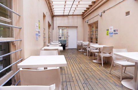 Maze Backpackers - Sydney - Tourism Brisbane 5