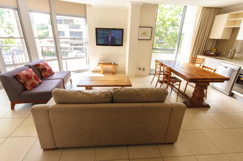 Byron Bay Hotel And Apartments - Tourism Brisbane 12