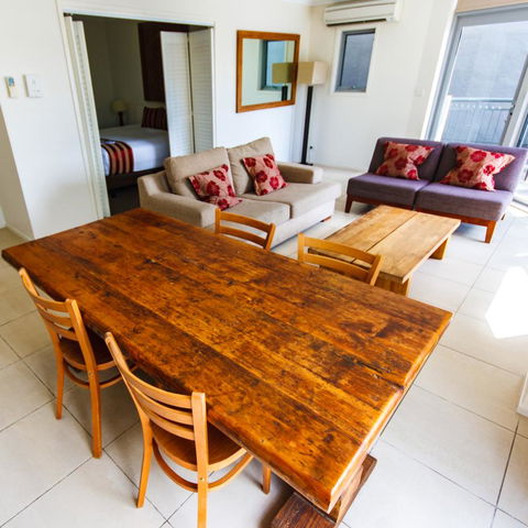Byron Bay Hotel And Apartments - Tourism Brisbane 9