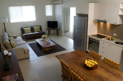 Byron Bay Hotel And Apartments - Tourism Brisbane 38